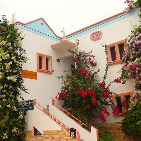 Villa Elizea Stalós Екстериор снимка