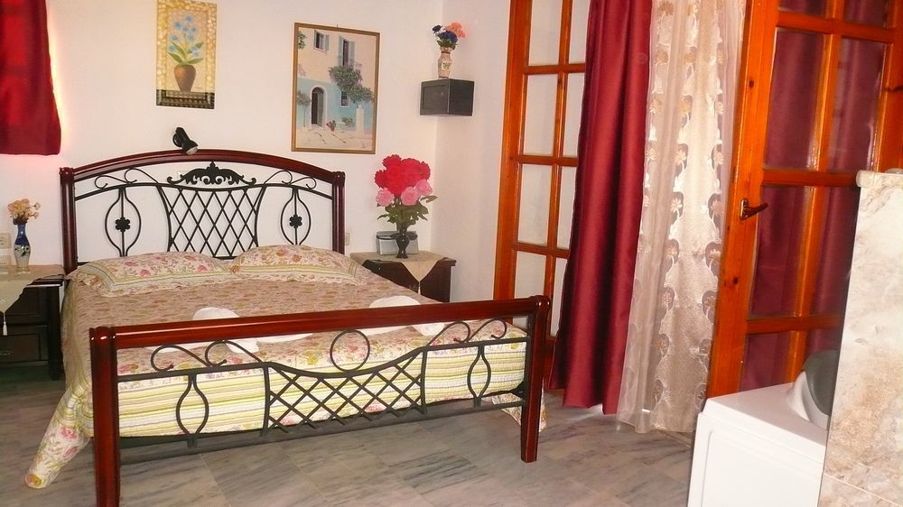 Villa Elizea Stalós Екстериор снимка