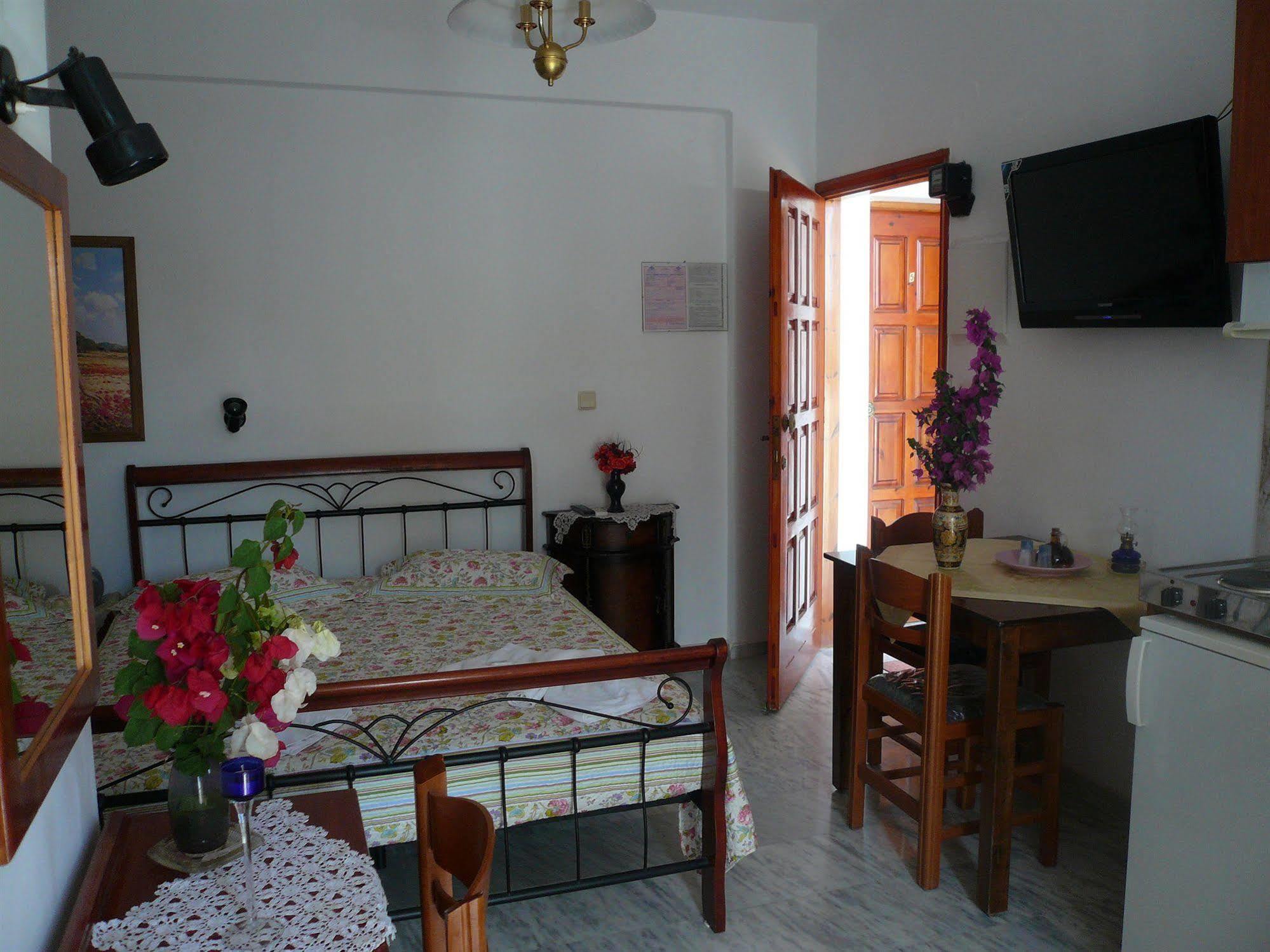 Villa Elizea Stalós Екстериор снимка