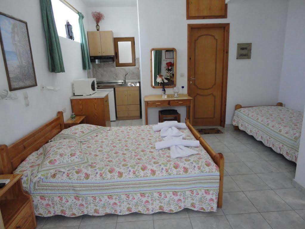 Villa Elizea Stalós Екстериор снимка
