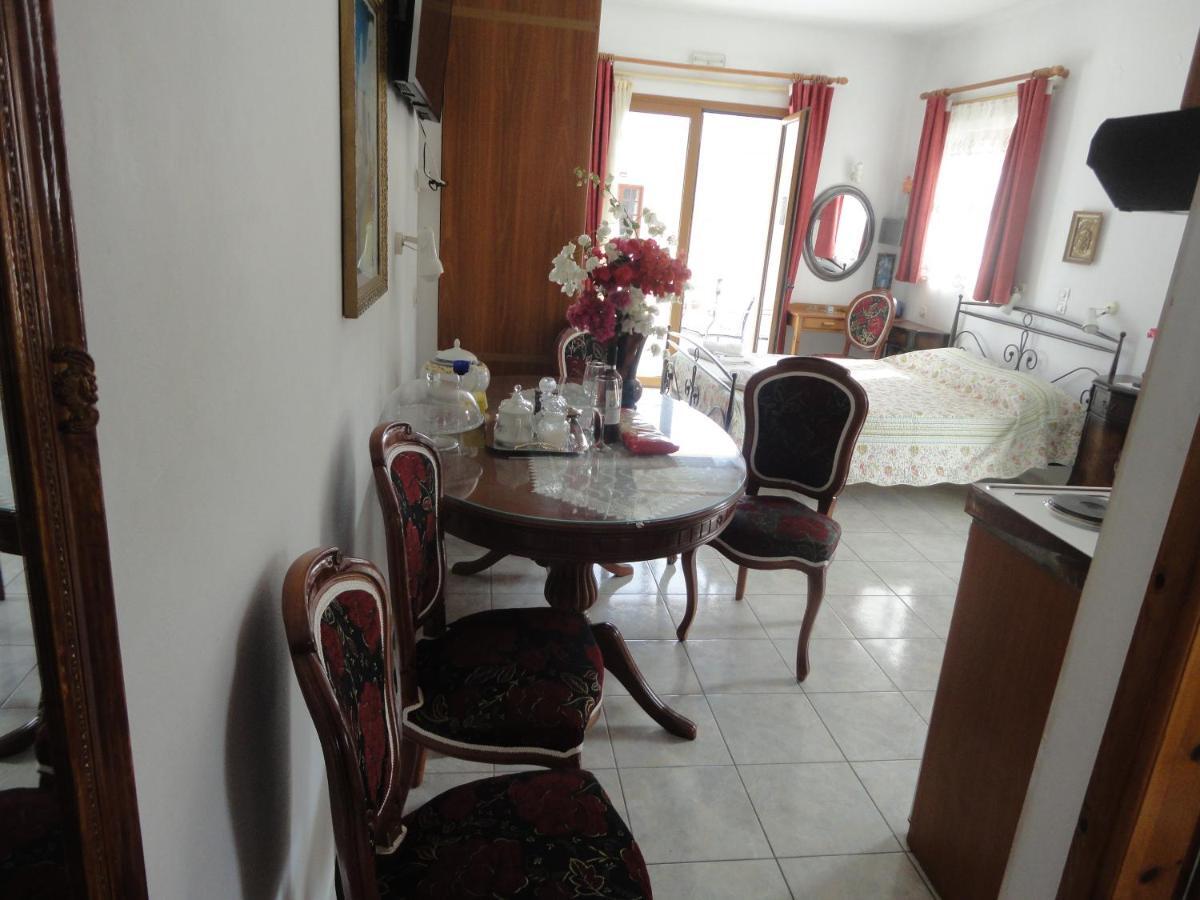Villa Elizea Stalós Екстериор снимка