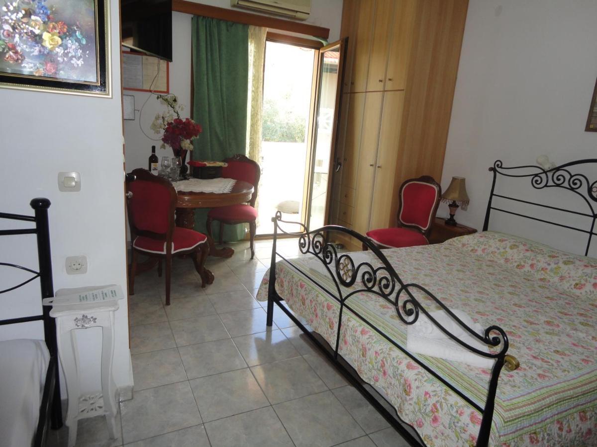 Villa Elizea Stalós Екстериор снимка